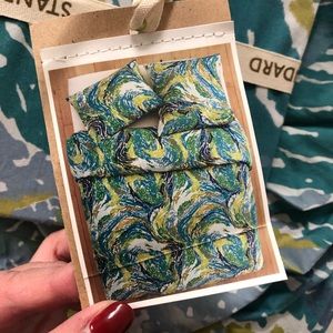 West Elm Organic Oasis Duvet & 2 Standard Shams